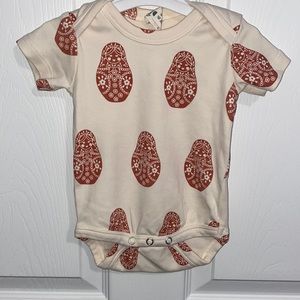 Kate Quinn matching set